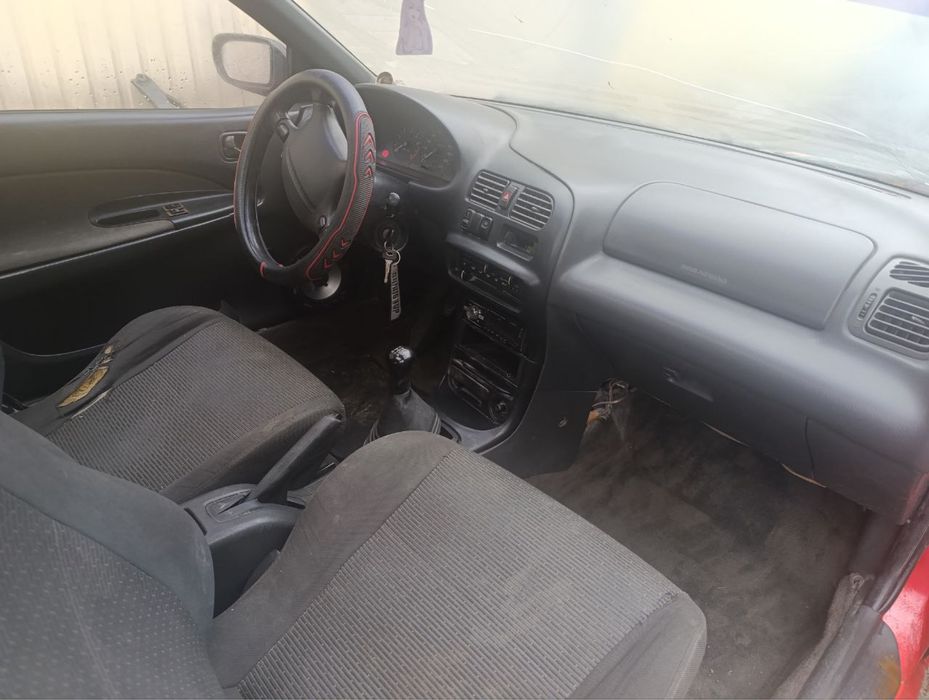 Mazda 323 coupe 1995