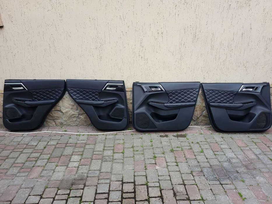 Дверні карти до Mitsubishi Outlander Sel 2023 2024 2025