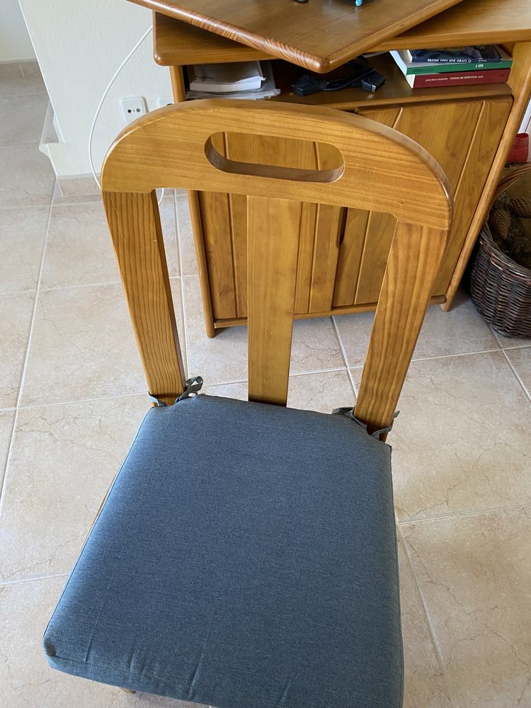 Mesa de sala extensivel em pinho