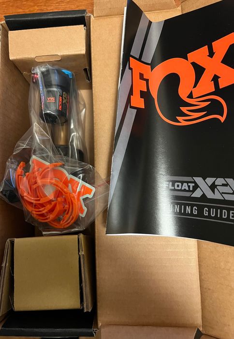 Amortyzator tylny FOX FLOAT X2 F-S,K 2pos 230x65 2022r./979.68.147