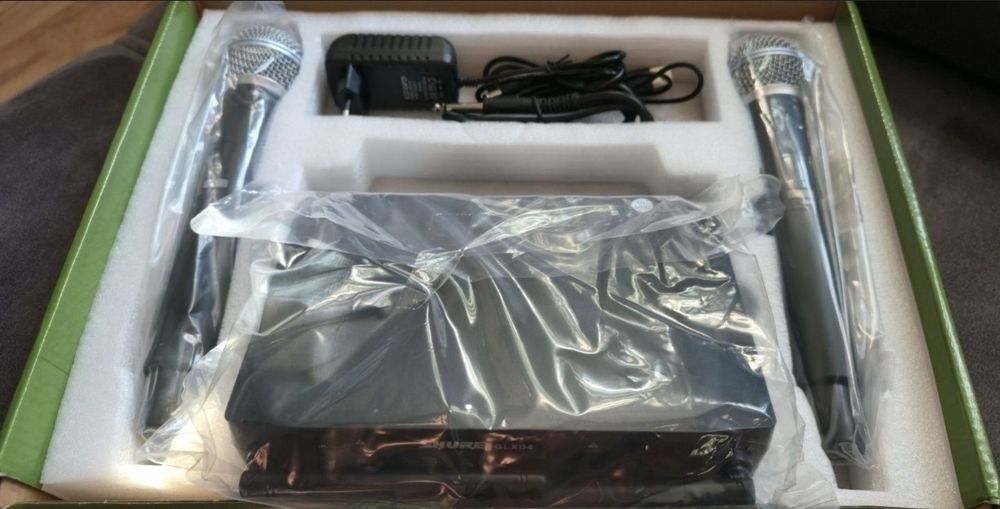 Shure GLXD4 Beta 58A Bezprzewodowy Zestaw Odbiornik Dwa Mikrofony