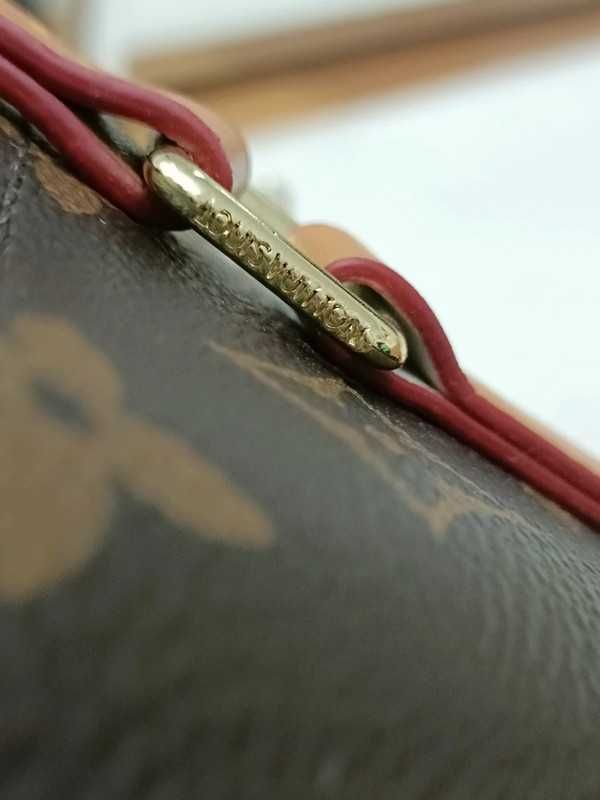 Mala LV Monogram Vavin PM