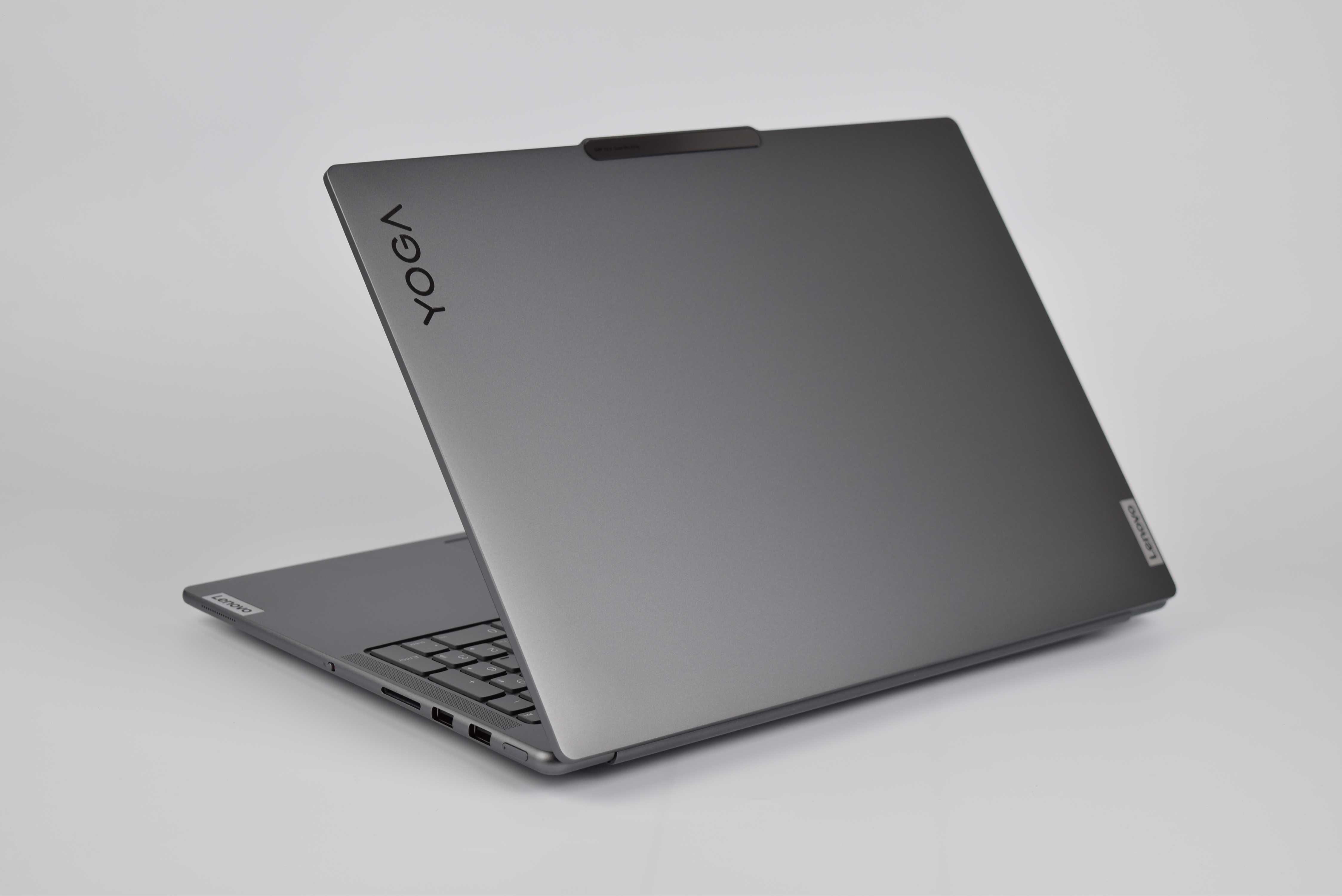 Сенсорний 3.2K Lenovo Yoga Pro 9 16IMH9 U9-185H/RTX4070/64/1TB Ноутбук