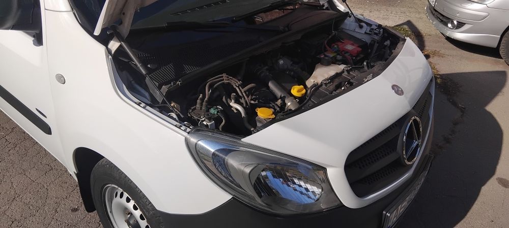 Мерседес сітан )