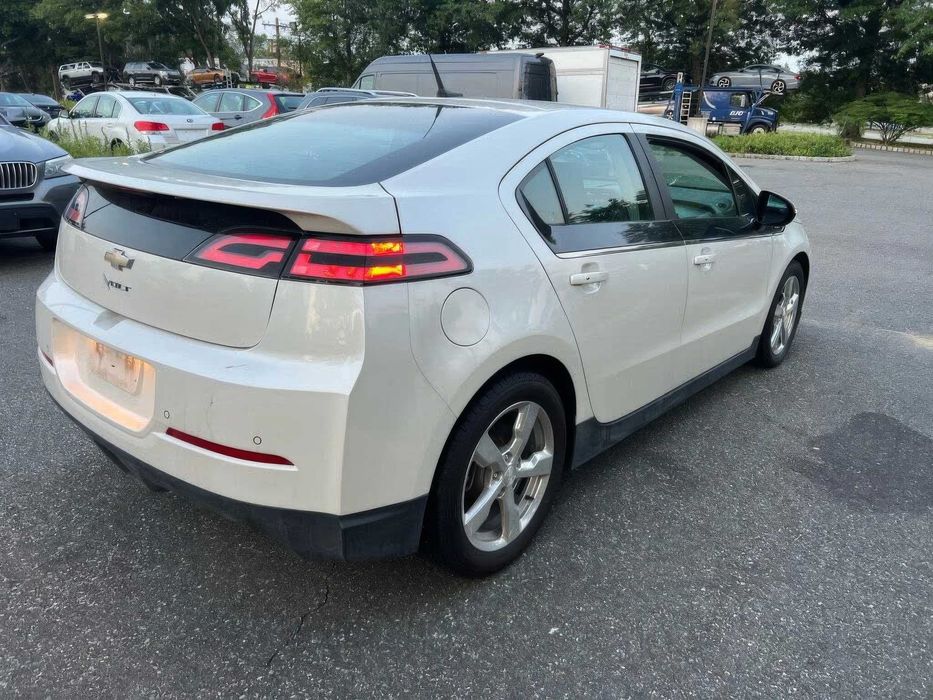 Chevrolet Volt Premium      2014