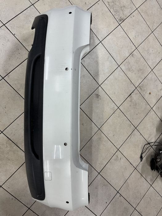 Parachoques traseiro e82 Pack M