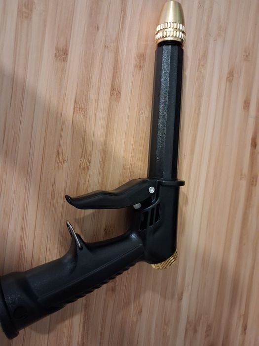 Super szpryca  ogrodowa.