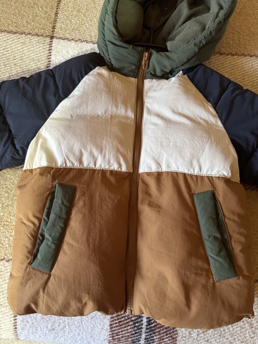 Курточка Zara на хлопчика холодна осінь тепла зима 3-4 роки