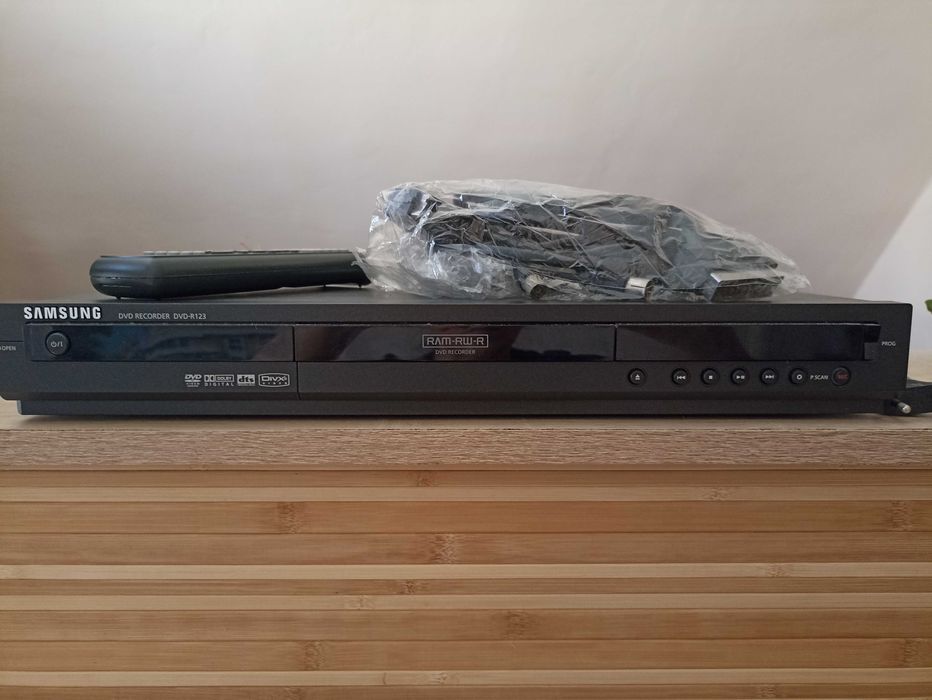 DVD плеєр записуючий