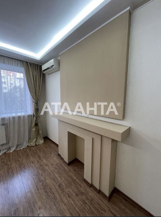 Однокомнатная квартира в кирпичном доме с ремонтом  в ЖК Вернисаж