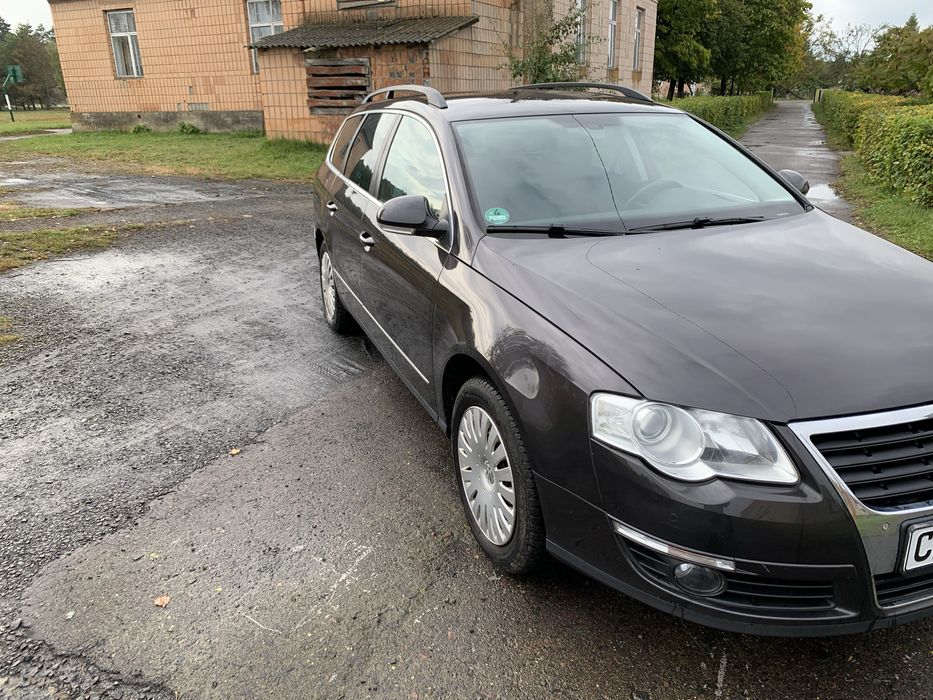 Автомобіль свіжо пригнаний в гарному стані пасат б6 2010рік