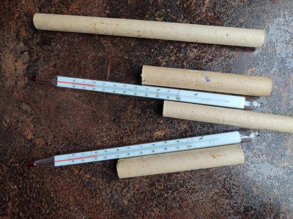 Скляні рідинні термометри