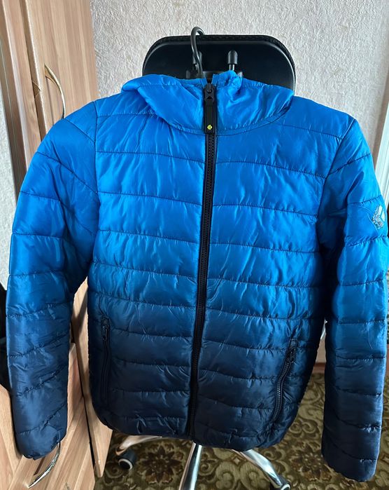 Продам дитячу куртку next