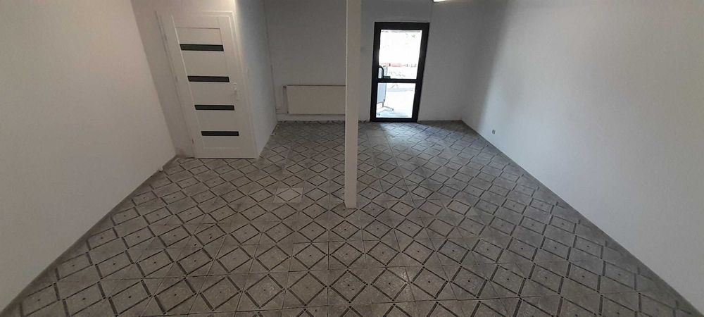Pomieszczenie do wynajęcia - Trawniki - sklep biuro usługi