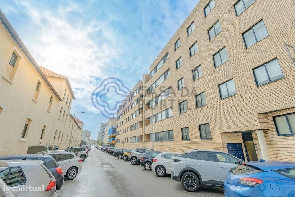 ARRENDAMENTO — T3+1 | Rua D. João I, Matosinhos