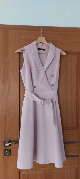 Sukienka pudrowy róż xs