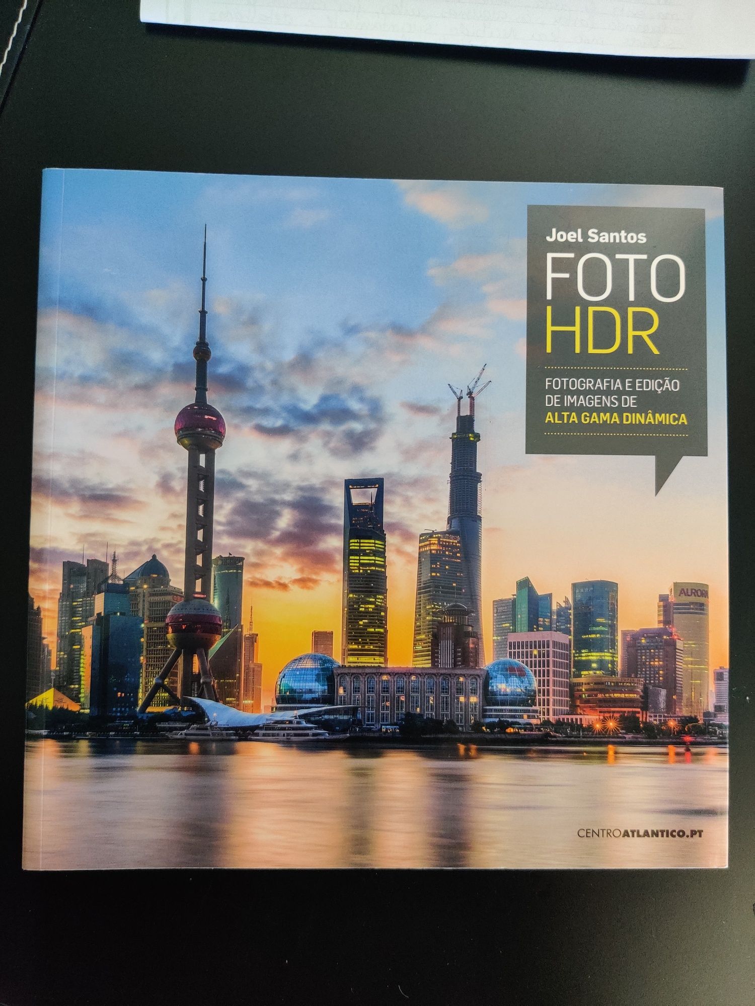 Livro FOTO hdr
Fotografia e edição de imagens de alta gama dinâmica