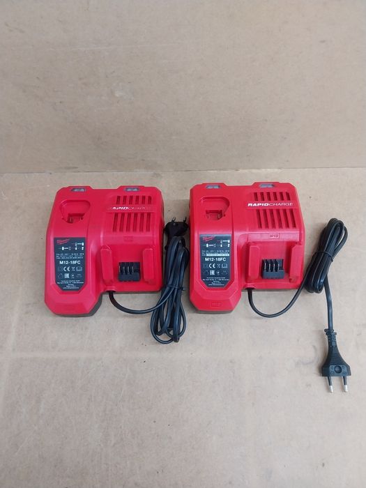Milwaukee M12-18FC Szybka Ładowarka Akumulatorów Baterii