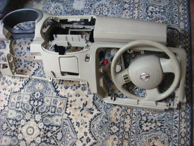 Nissan micra k12 konsola deska kokpit airbag