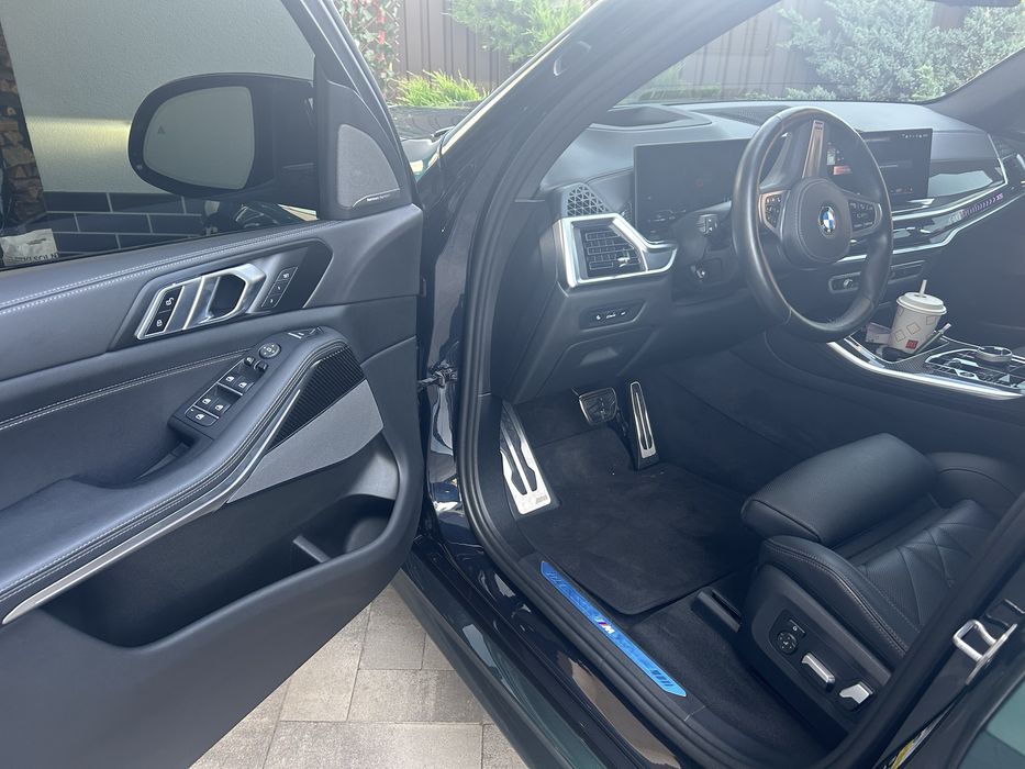 Продам BMW X5 2024