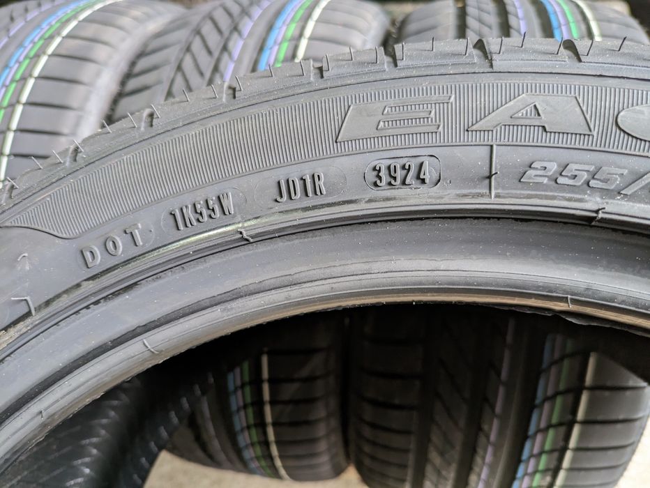 255/40R19 100Y Goodyear Eagle F1 Asymmetric AO NOWE