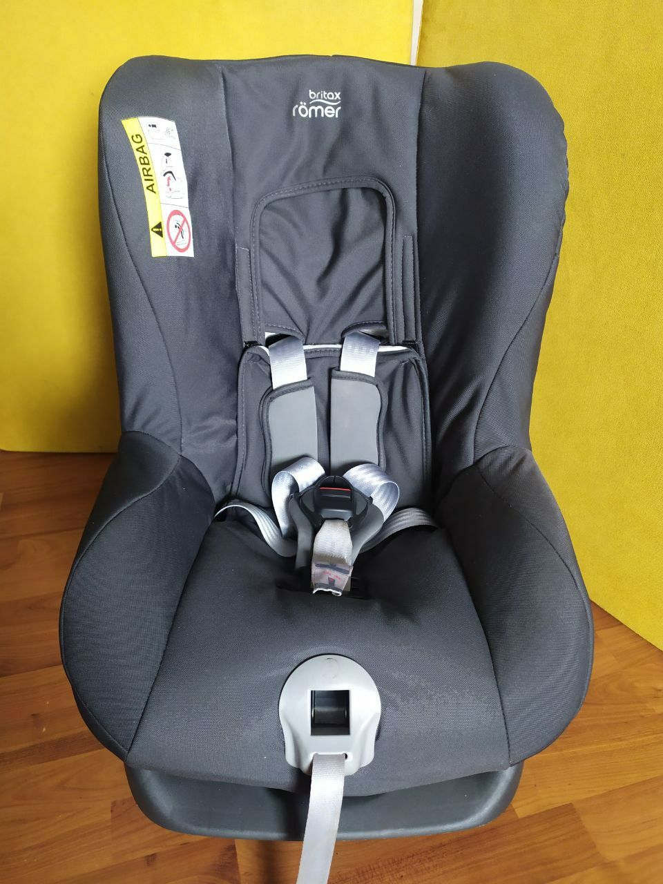 Britax Römer First Class Plus (0 - 4 роки або до 18 кг або до 100 см)
