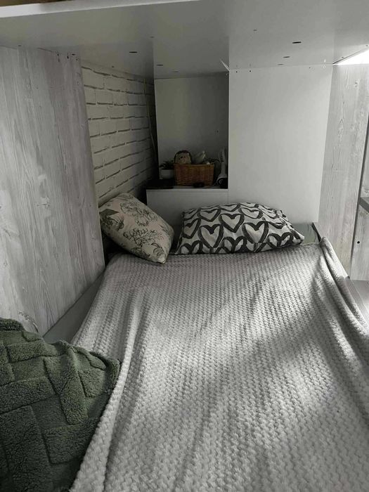 Sprzedam łóżko piętrowe