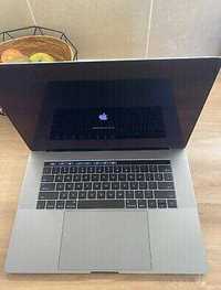 MacBook Pro 15,4" (SSD de 256 GB, Intel Core i7 de 7ª geração, 2