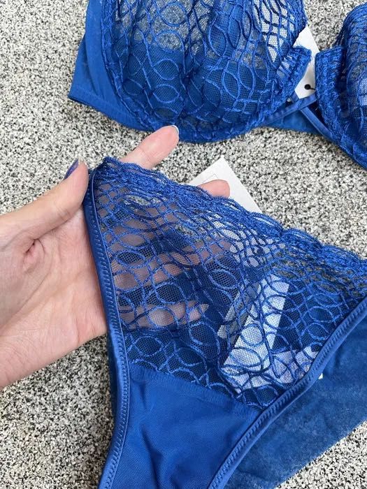 Intimissimi niebieski komplet bielizny biustonosz 75B majtki M