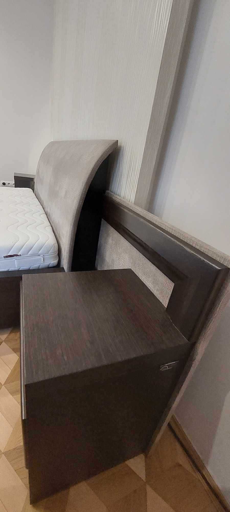Łóżko do sypialni 160/200 z pojemnikiem + materac + komoda