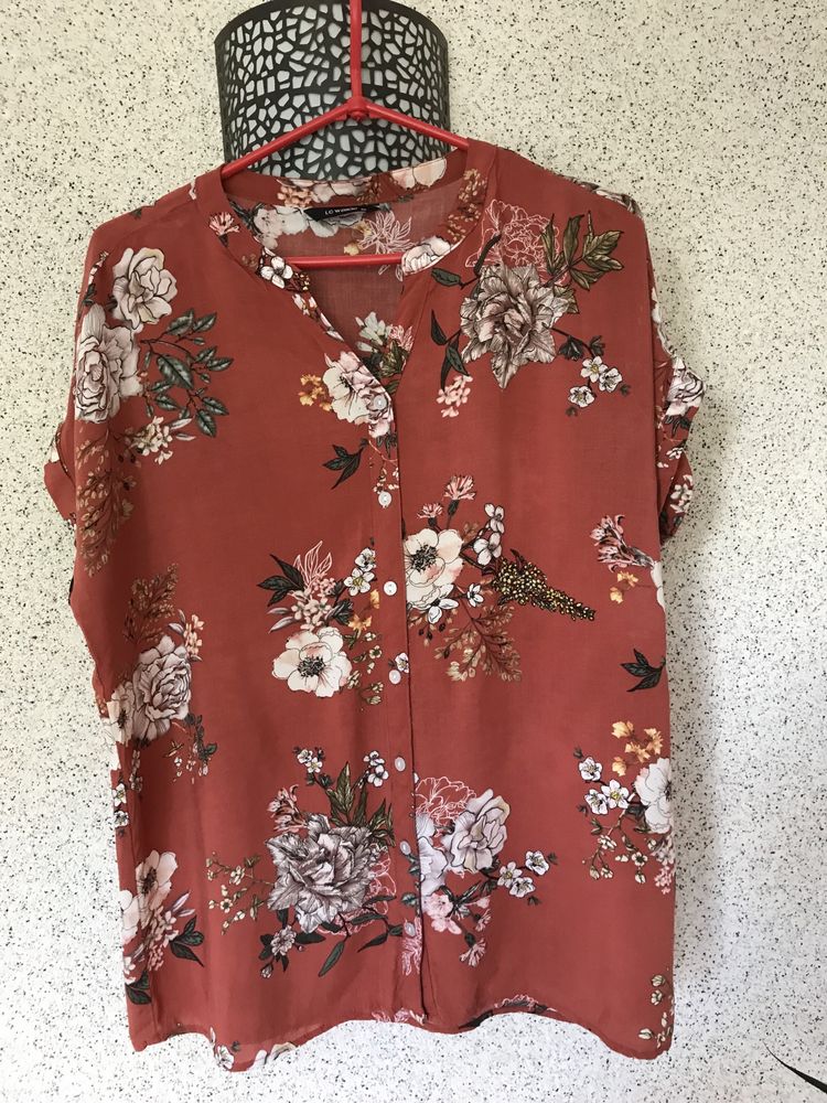Турецька  жіноча блуза Lc Waikiki 48 роз