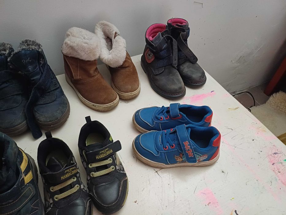 Różne rodzaje butów