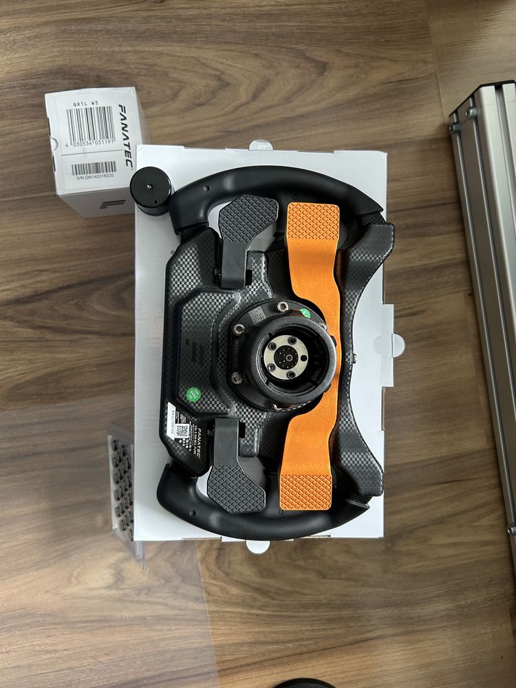 Fanatec CSL Elite McLaren GT3 V2 + QR + gratis