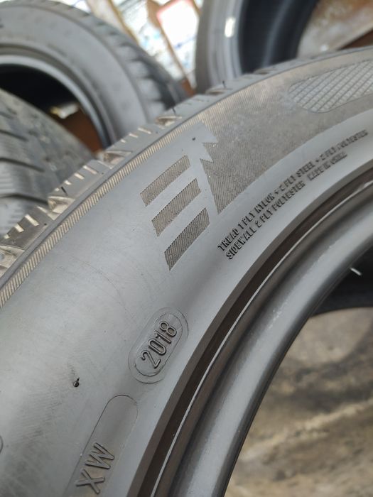 235/55/18 шини зимові Austone