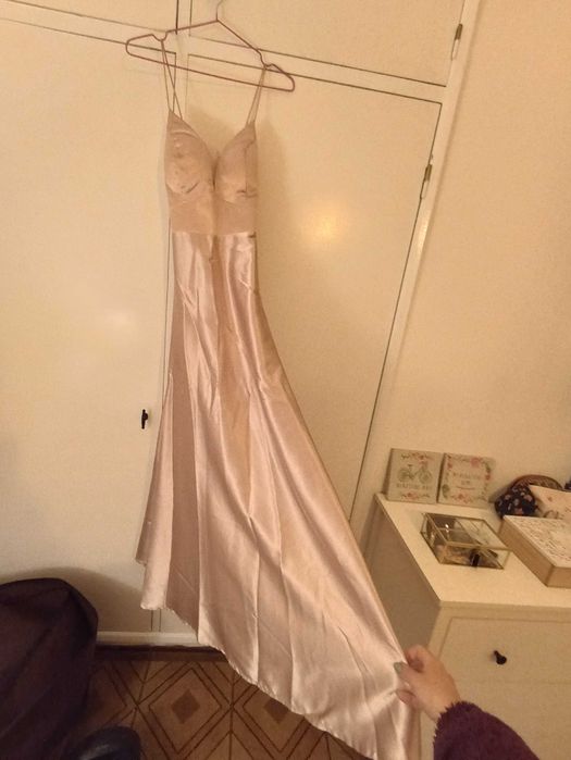 Vestido de cerimónia rosa velho da Pretty Bunnies