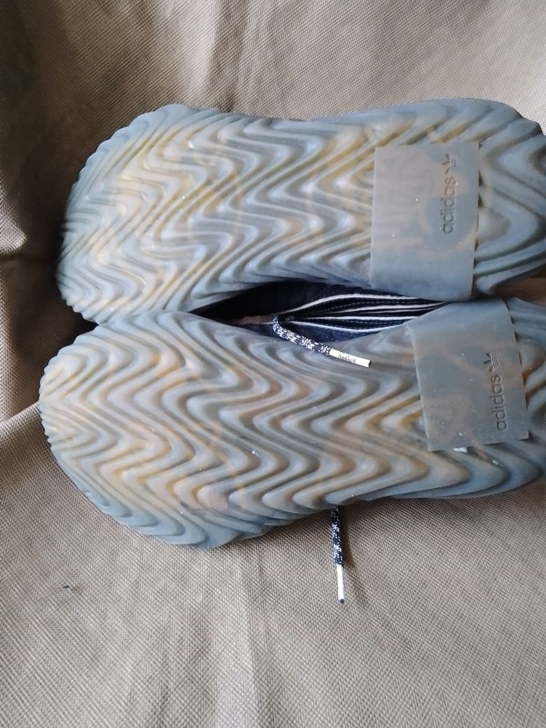 Кросівки чоловічі  Adidas 43 розмір