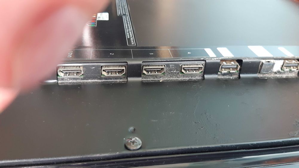 32" SAMSUNG UE32C5000QW , лед телевізор.