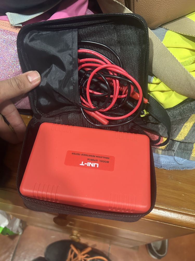 Medidor isolamento eletrico