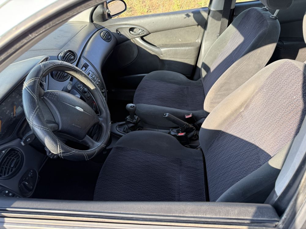Ford Focus 1.4i 1999
