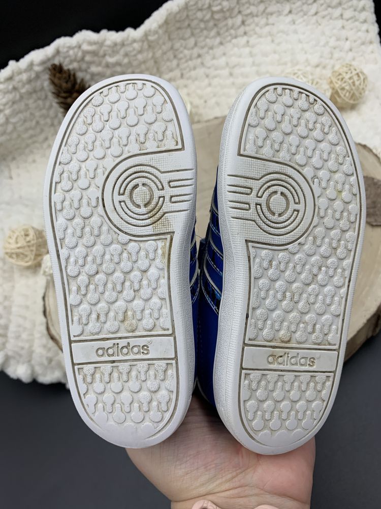 Buty dziecięce adidas sportowe niebieskie na rzepy wygodne tenisowe 25