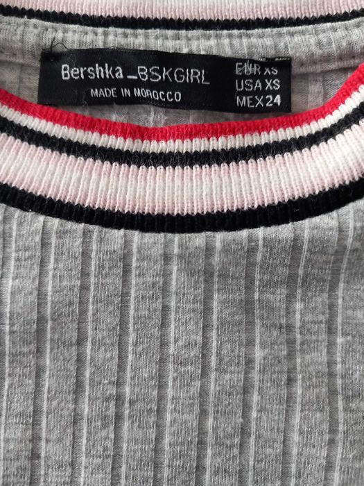 T-Shirt Bershka cinza