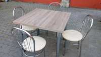 Stół z krzesłami metalowymi