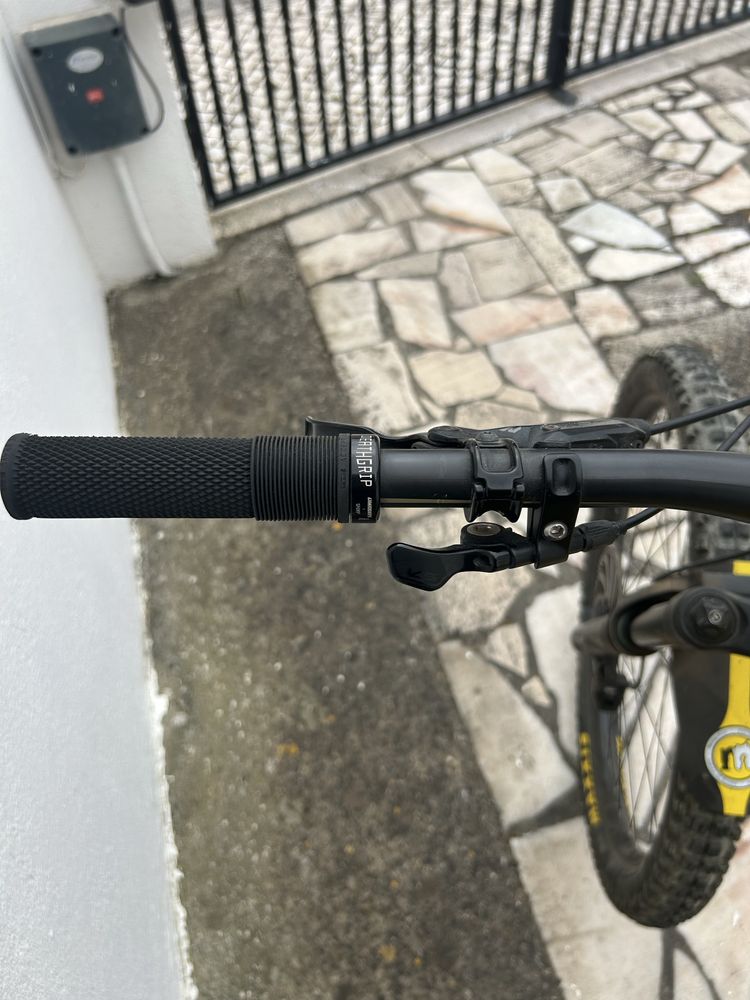 Bicicleta de enduro