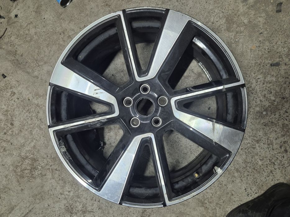 Диск задній polestar 9j×20