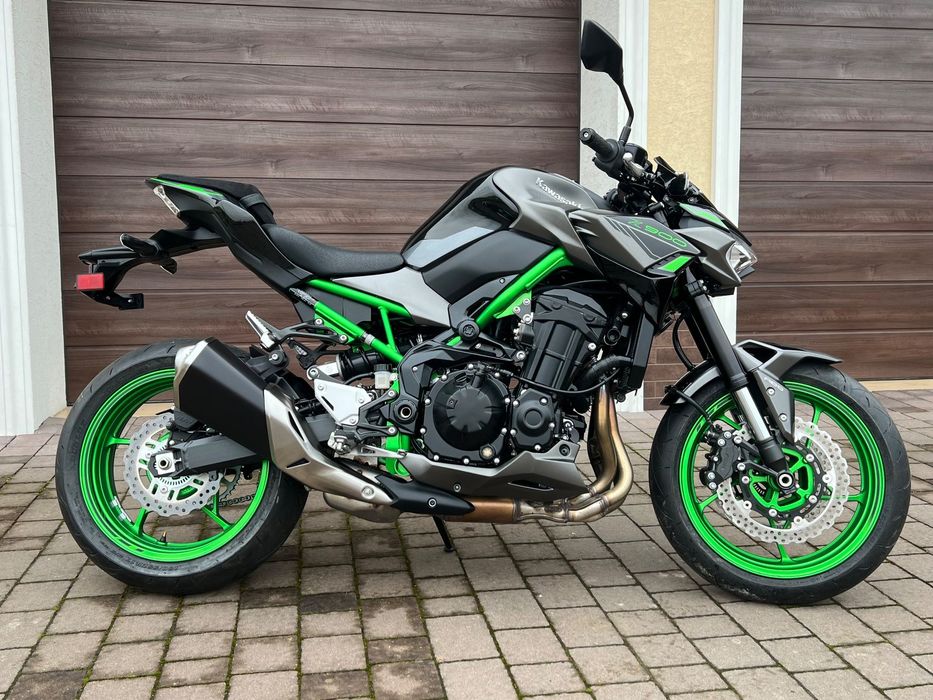 Kawasaki Z 900 Kawasaki Z900 125 Km z 2024 roku 220 kilometrów Idealna
