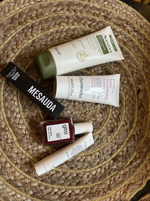 Zestaw kosmetyków box kosmetyków