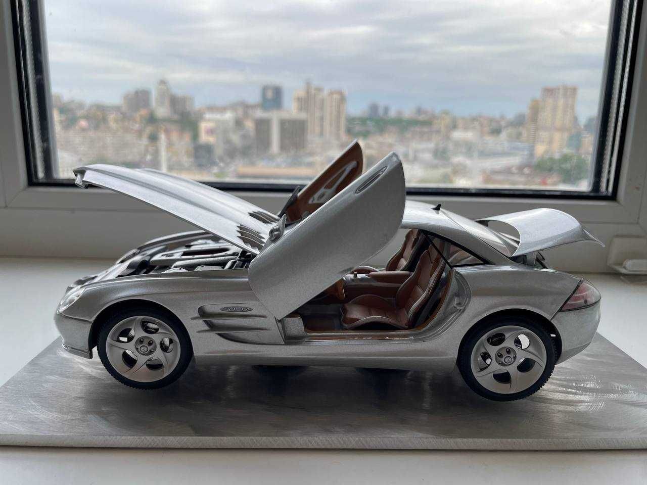 Concept car Mercedes Benz Vision SLR C199 1999 Maisto 1/18