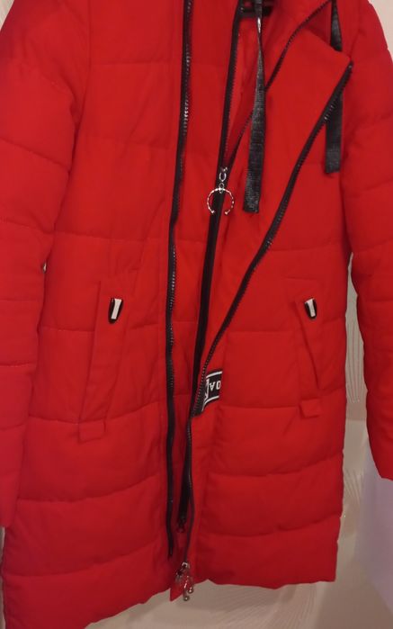 Куртка червона , зима