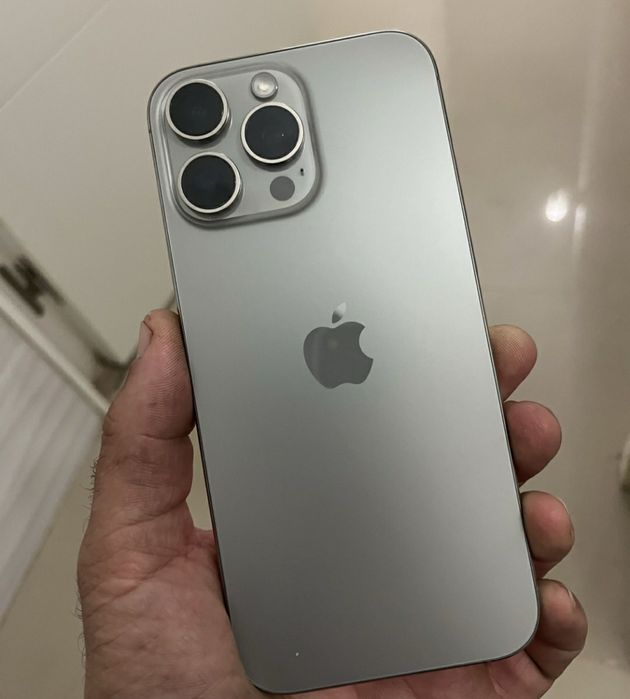 IPHONE 16Pro Max  Silver cinza limpo