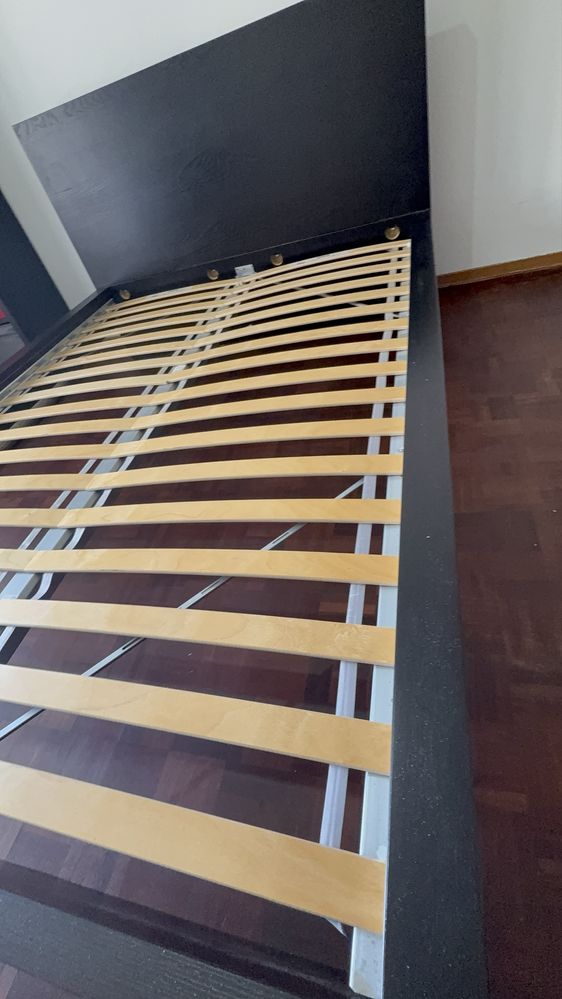 Cama Malm excelente 1,40x2,00 na Tapada das Mercês